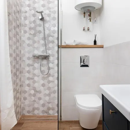 شقة Studio Near River And Park By Rent Like